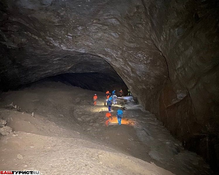 Пещеры Кутукского урочища: Кутук-4, Сумган