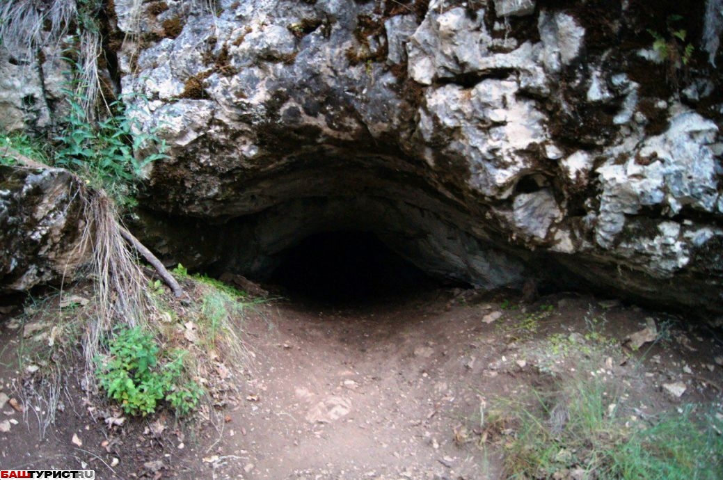 Пещера Заповедная (в районе Атыша)