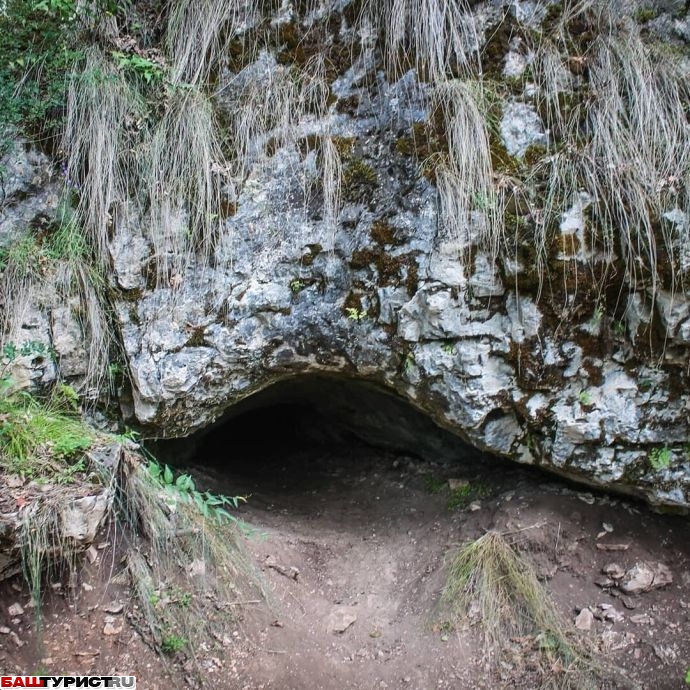 Пещера Заповедная (в районе Атыша)