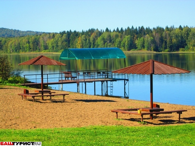 База отдыха Три пескаря (Бердяш, Павловка)