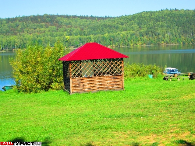 База отдыха Три пескаря (Бердяш, Павловка)