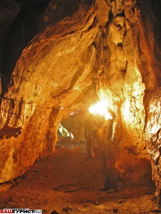 Пещера Серпиевская. Окрестности