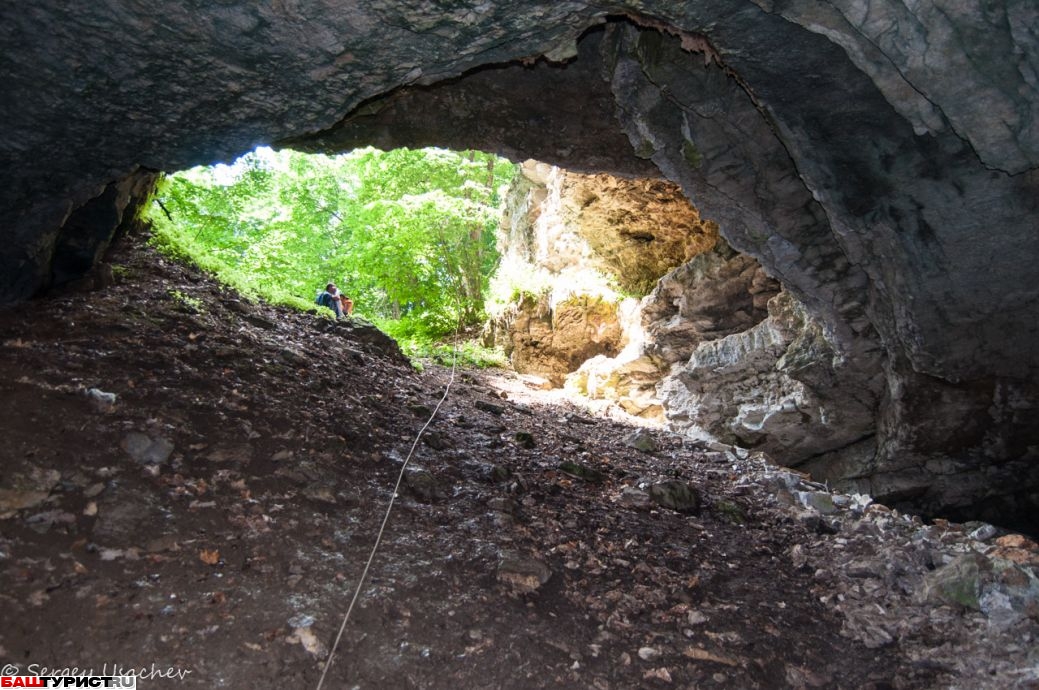 Пещера Ыласын (Соколиная, официально Еласын) в Ишимбайском районе Башкирии