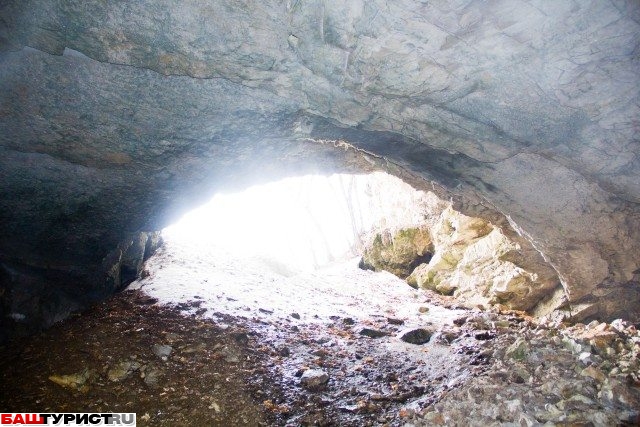 Пещера Ыласын (Соколиная, официально Еласын) в Ишимбайском районе Башкирии