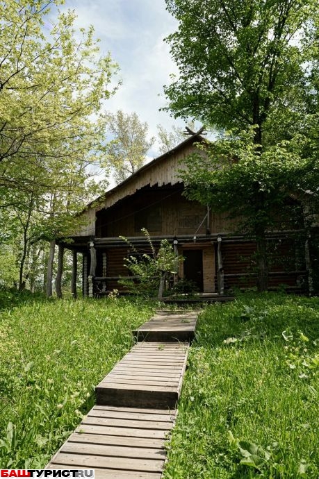 Дом Ибн-Сина