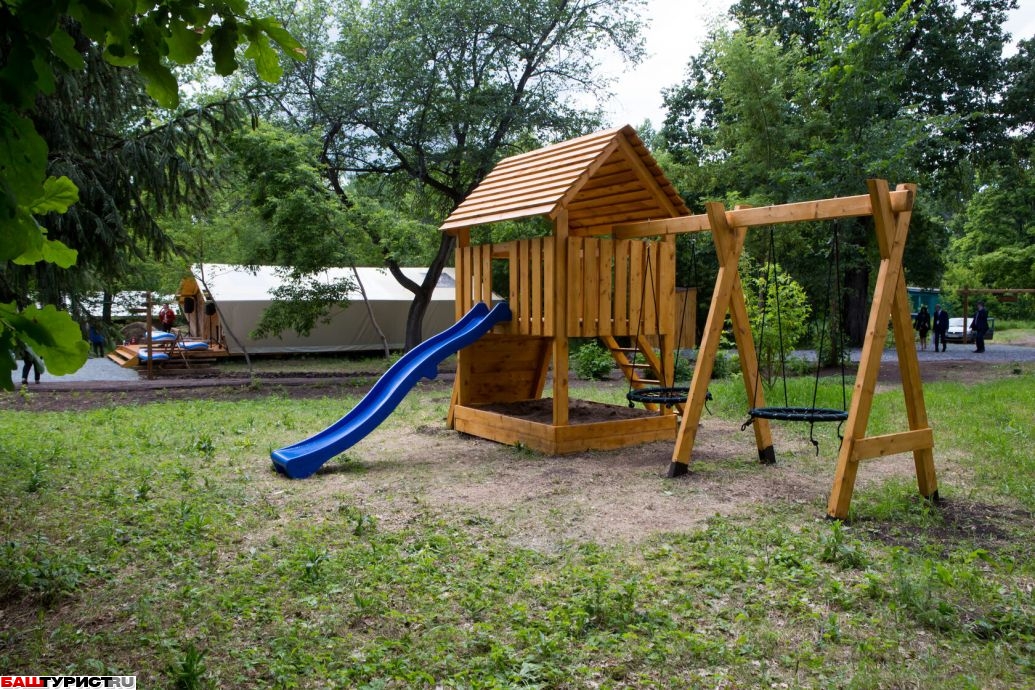 Миа Терра - глэмпинг на озере Шамсутдин