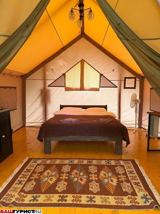 Миа Терра - глэмпинг на озере Шамсутдин