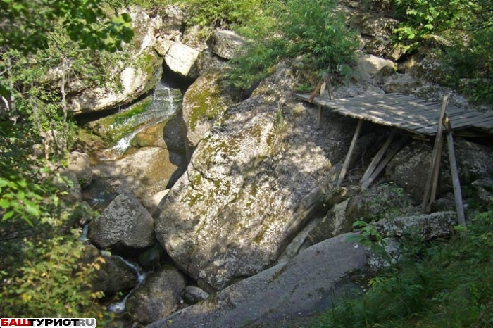 Водопад Кукраук (Кук-караук) в августе