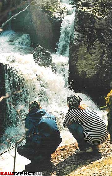 Водопад Кукраук (Кук-караук) в конце Апреля