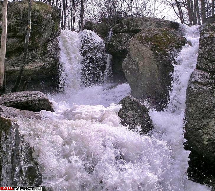 Водопад Кукраук (Кук-караук)